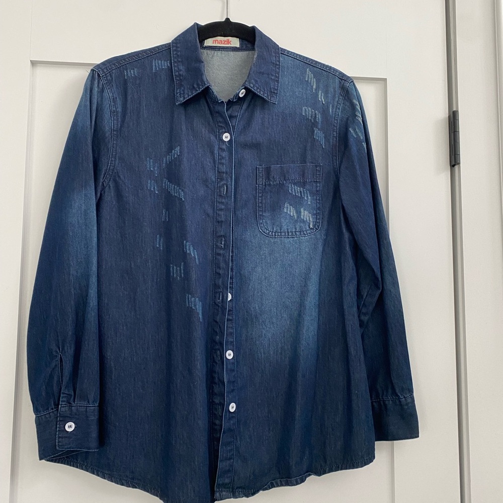 Mazik jean shirt.